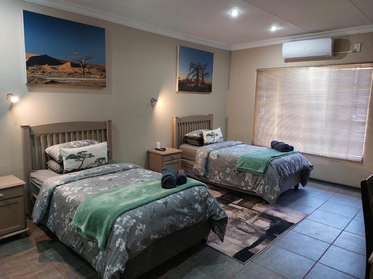 Wisteria Lane Guesthouse Postmasburg Esterno foto