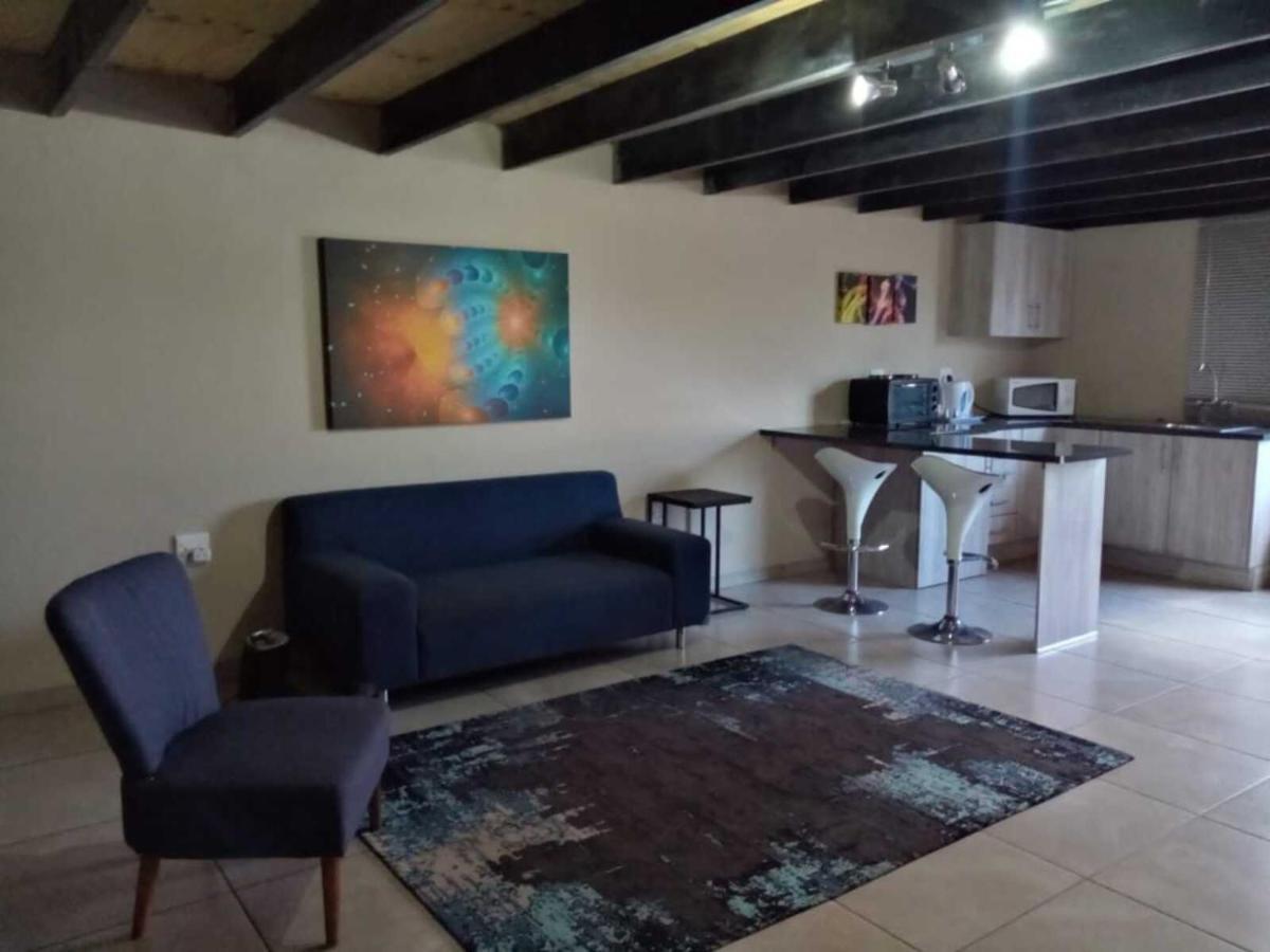 Wisteria Lane Guesthouse Postmasburg Esterno foto