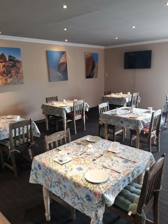Wisteria Lane Guesthouse Postmasburg Esterno foto